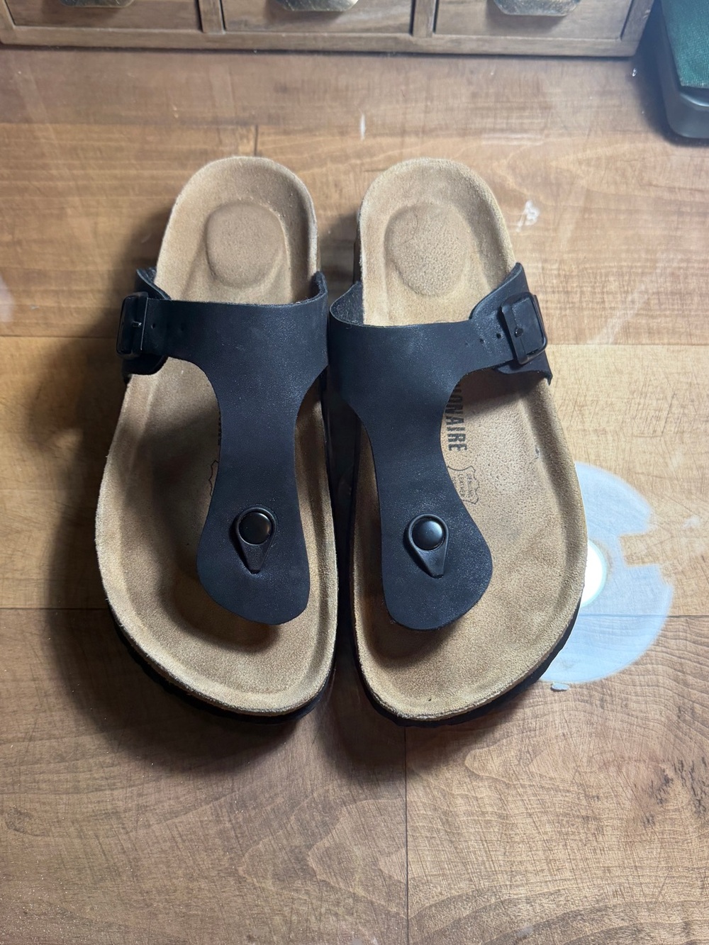 Cushionaire Black T-Strap Cork Footbed Sandals Size 9M